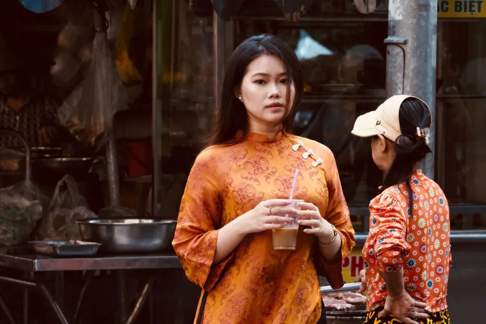 Sân ngoài trời buổi tối